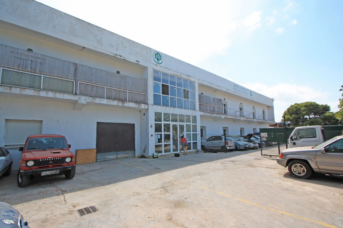 Nau industrial en venda a Ensanche - Diputación