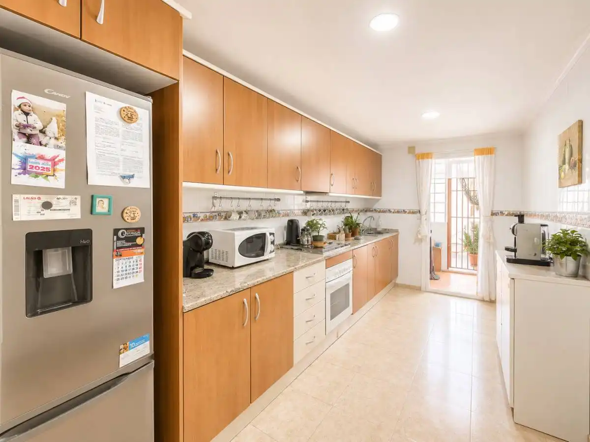 Terraced house for sale in Calle San Emigdio, imagen 4