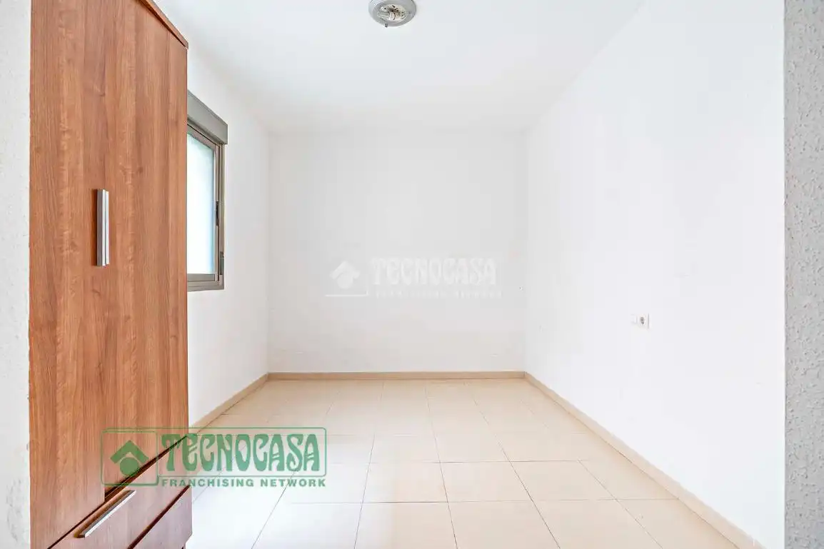 Habitación de Piso en venta en El Ejido con Aire acondicionado