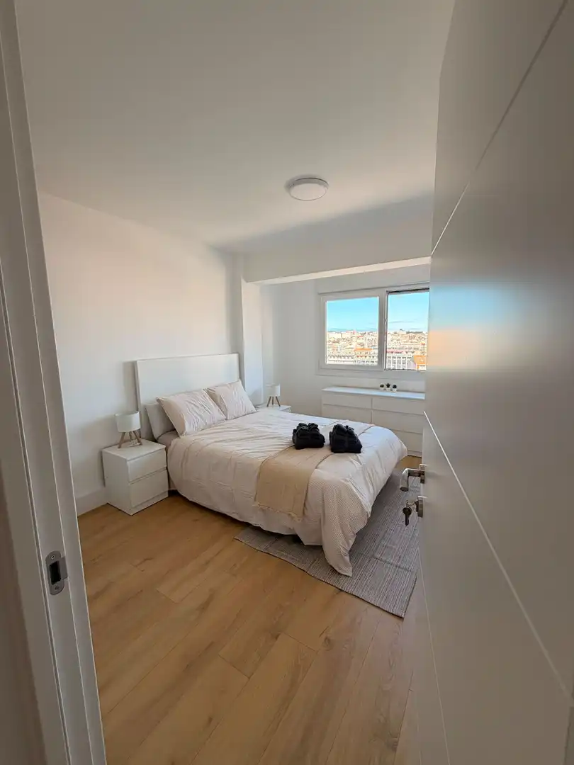 Schlafzimmer von Wohnung zur Miete in A Coruña Capital  mit Möbliert