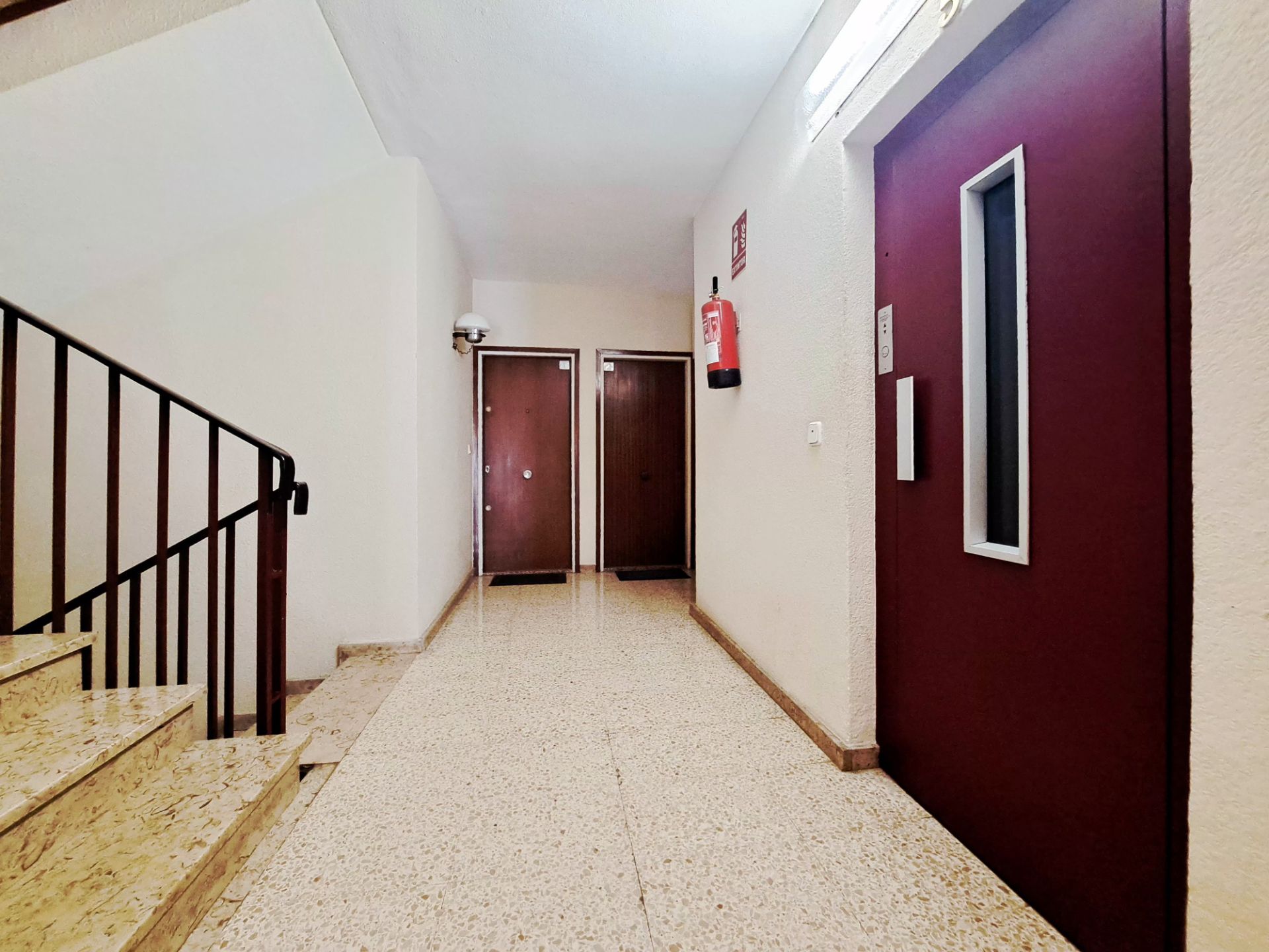 Piso en venta en L'Hospitalet de Llobregat con Aire acondicionado, Calefacción y Parquet