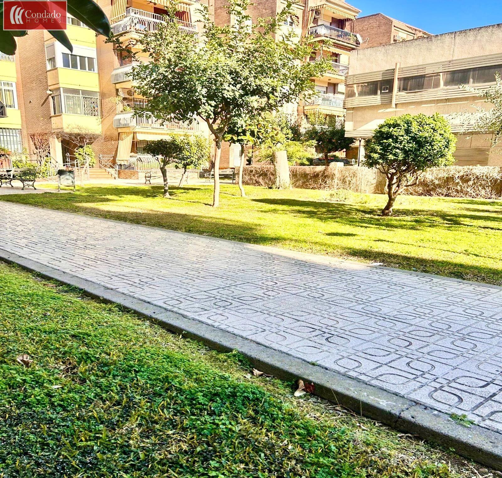 Vista exterior de Pis en venda en  Córdoba Capital amb Jardí privat i Terrassa