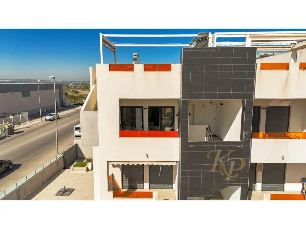 Bungalow mit Terrasse zum Verkauf in Calle Panticosa, imagen 3