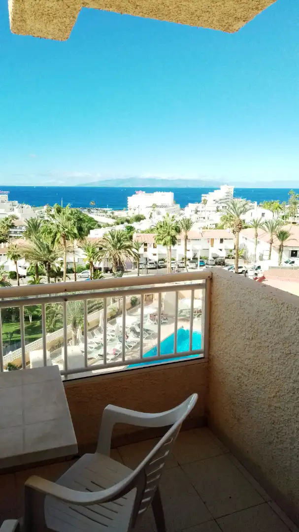 Vista exterior de Apartamento de alquiler en Adeje con Amueblado, Lavadora y TV