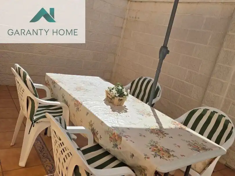 Terrasse von Einfamilien-Reihenhaus zur Miete in Vélez-Málaga mit Klimaanlage, Privatgarten und Terrasse