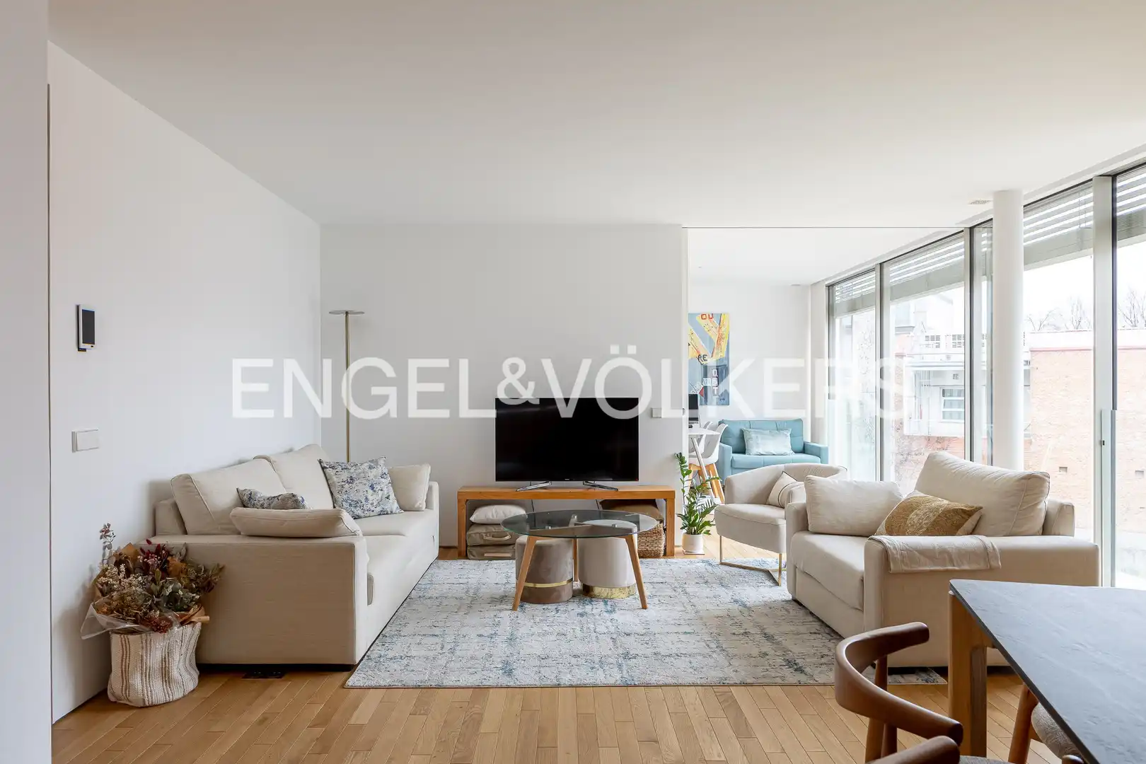 Sala de estar de Piso en venta en  Madrid Capital con Aire acondicionado, Calefacción y Jardín privado