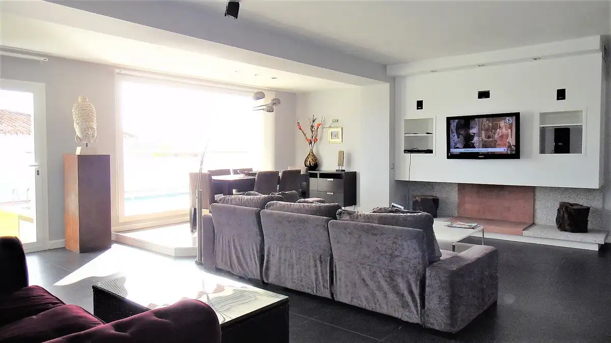 Sala d'estar de Casa o xalet de lloguer en Marbella amb Aire condicionat, Jardí privat i Terrassa