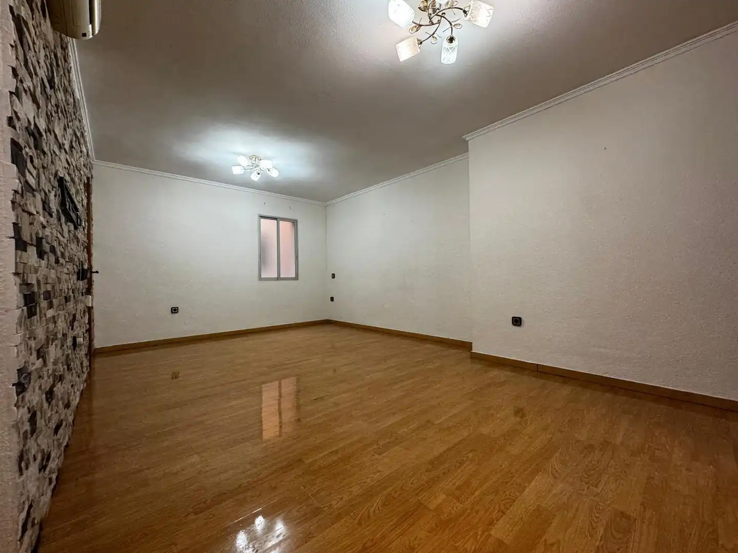 Flat for sale in Alicante / Alacant  with Air Conditioner, Heating and Balcony