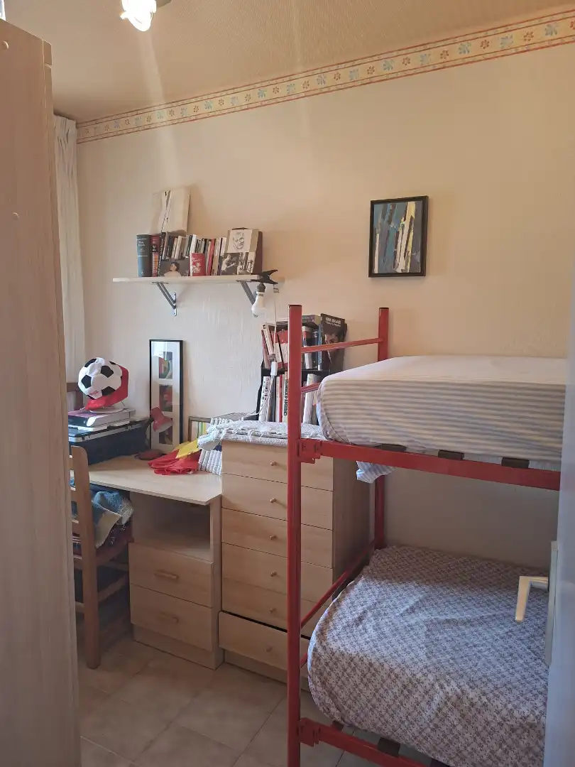 Habitación de Apartamento en venta en Mont-roig del Camp con Terraza y Amueblado