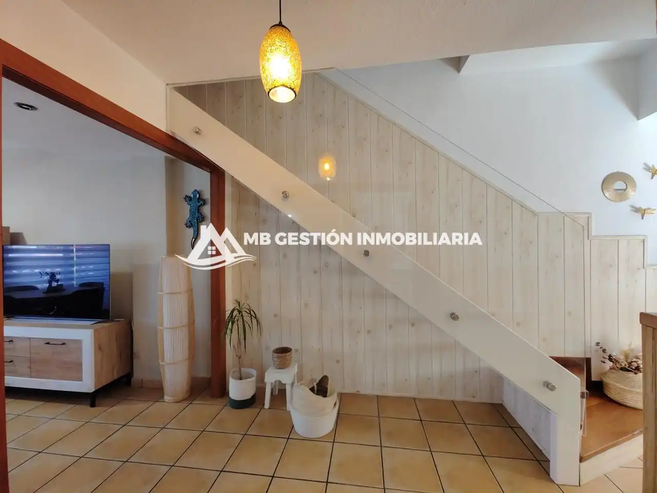 Maisonette zum Verkauf in Fuenlabrada mit Klimaanlage, Heizung und Terrasse