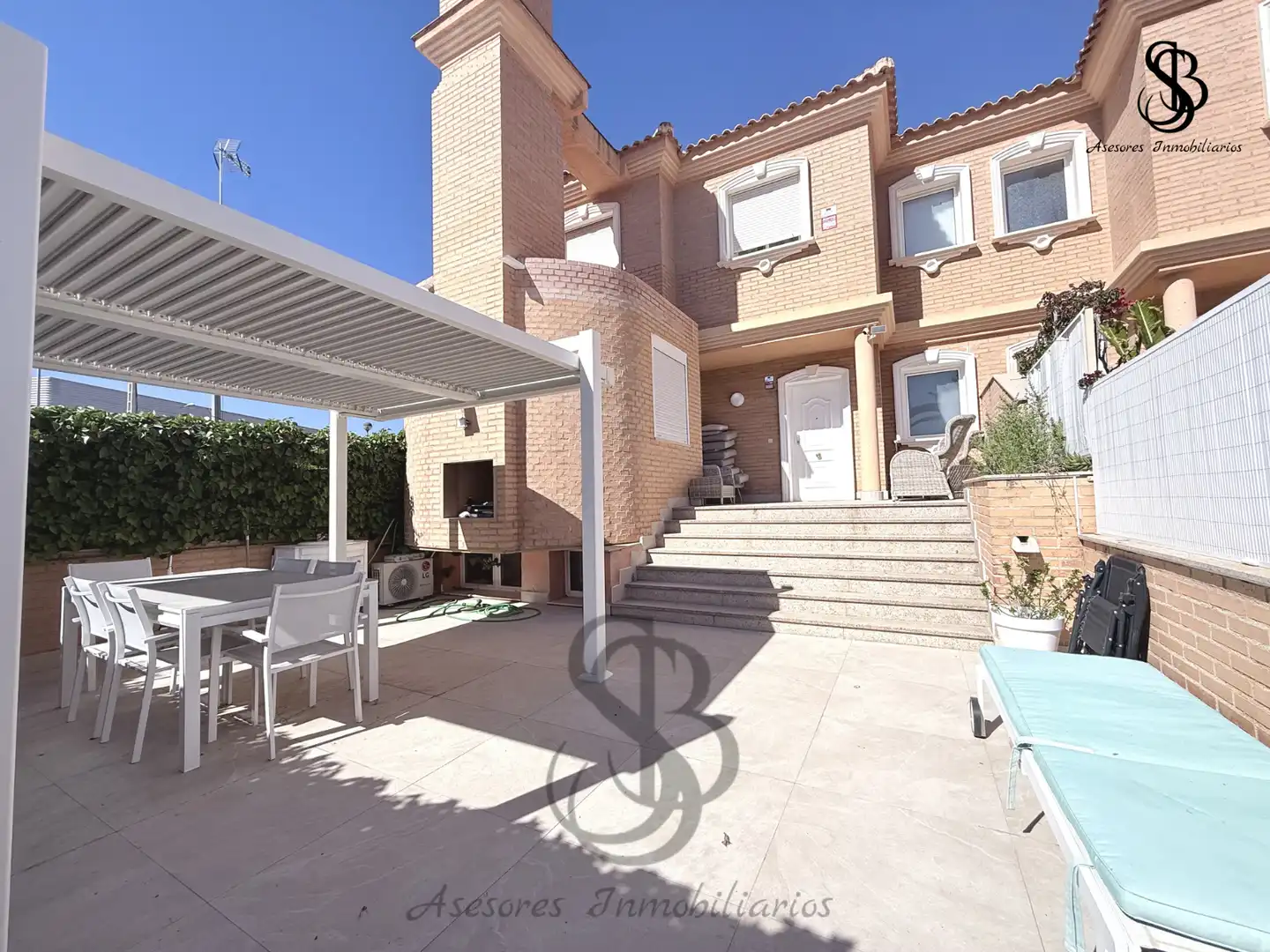 Terrassa de Casa adosada en venda en Sant Joan d'Alacant amb Aire condicionat, Calefacció i Jardí privat