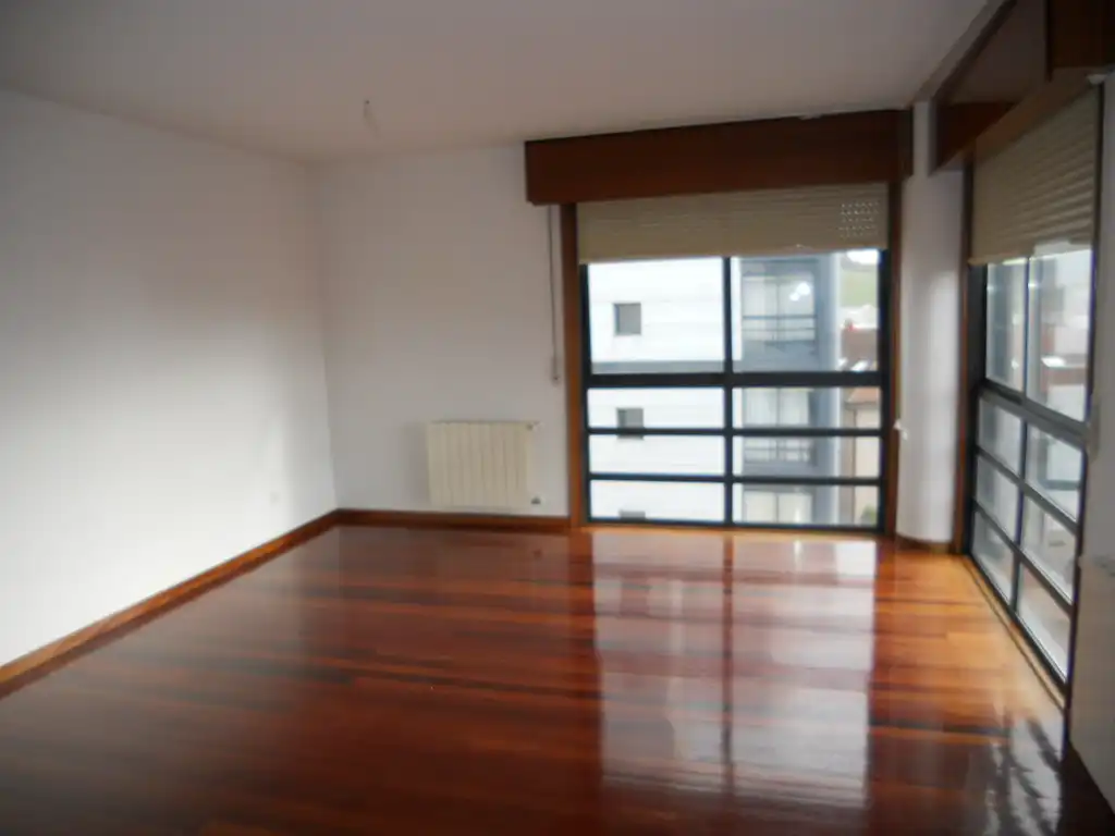 Habitación de Piso de alquiler en Santiago de Compostela  con Calefacción, Trastero y Horno