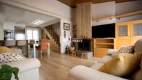Sala d'estar de Dúplex en venda en Torrefarrera amb Aire condicionat i Terrassa