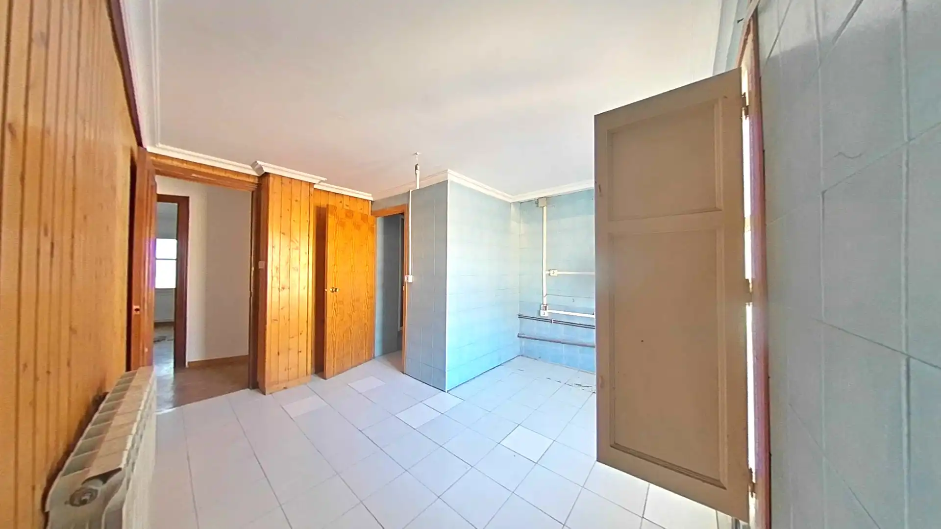 Baño de Piso en venta en Autol con Calefacción, Trastero y Balcón