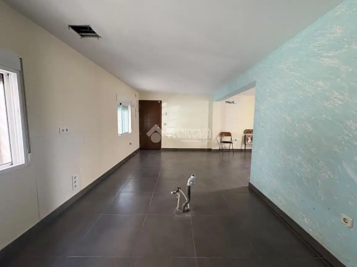 Piso en venta en C. Virgen de Tíscar, San Felipe - El Almendral - La Merced