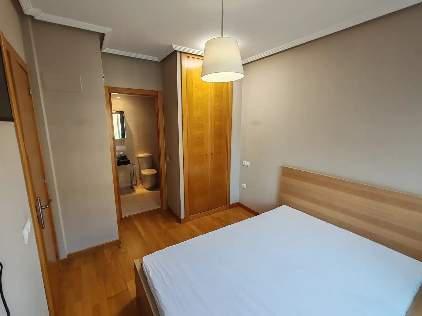 Piso con ascensor en alquiler en Oviedo - CL JERSEY CITY, imagen 11