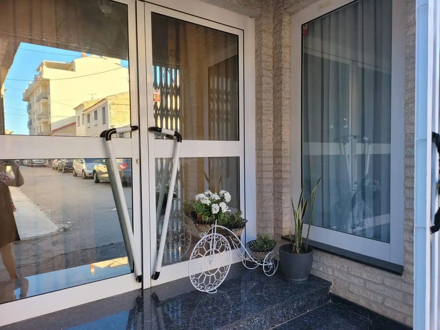 Flat for sale in Murcia  with Air Conditioner, Private garden and Storage room