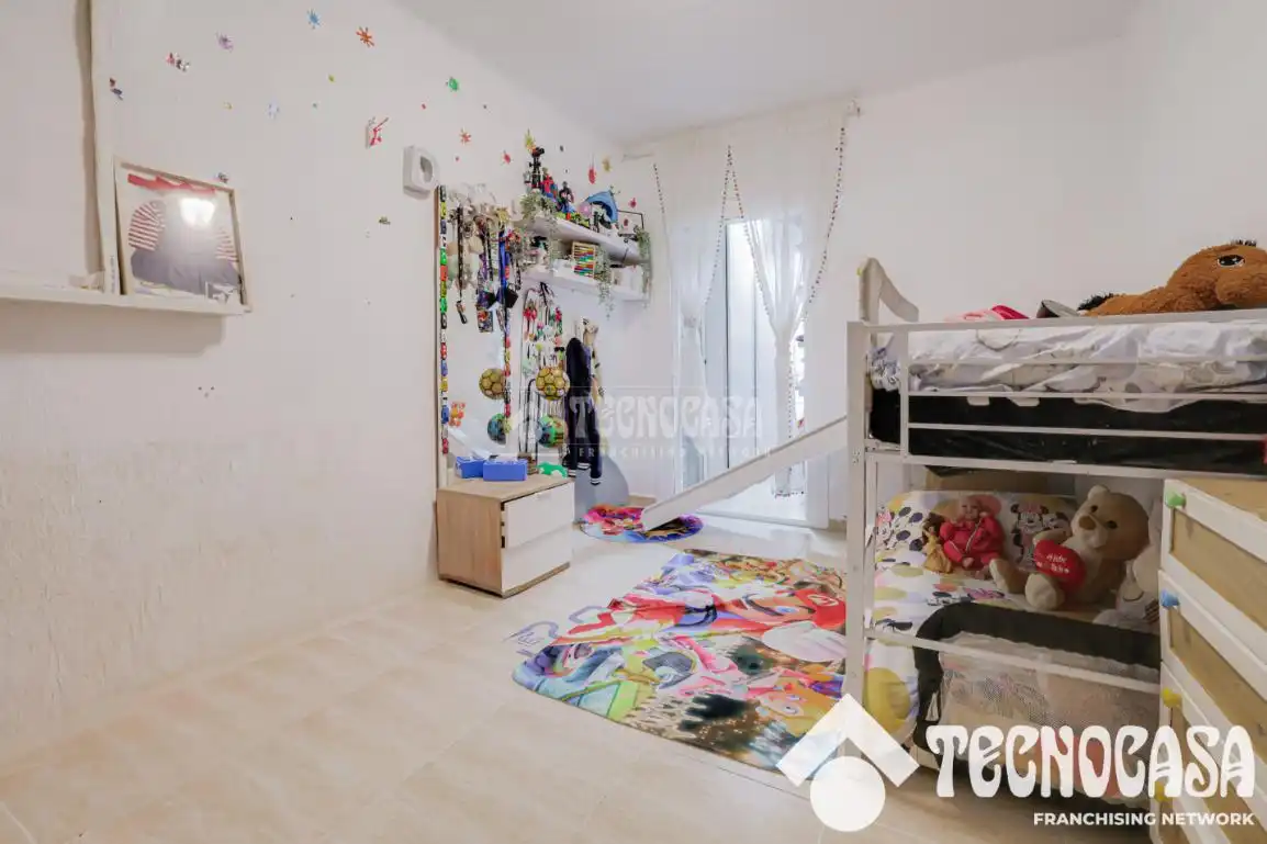 Habitación de Piso en venta en Santa Coloma de Gramenet
