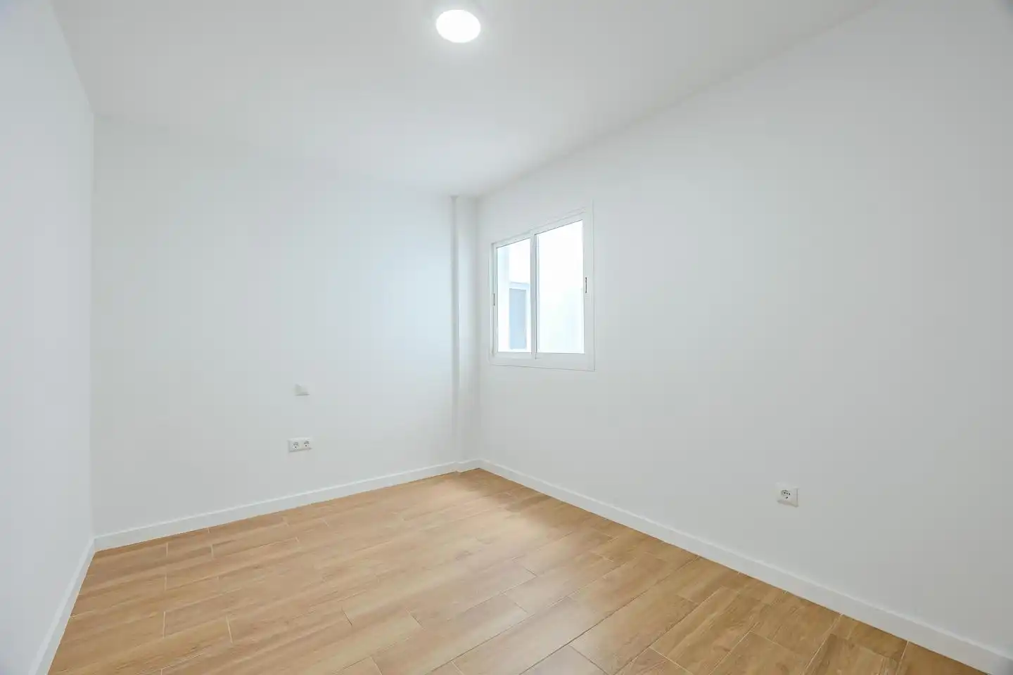 Dormitori de Planta baixa en venda en Telde