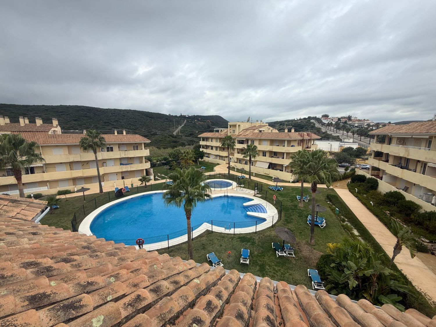 Piscina de Apartament en venda en Manilva amb Calefacció, Terrassa i Traster
