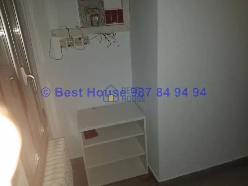 Habitación de Oficina en venta en León Capital  con Calefacción