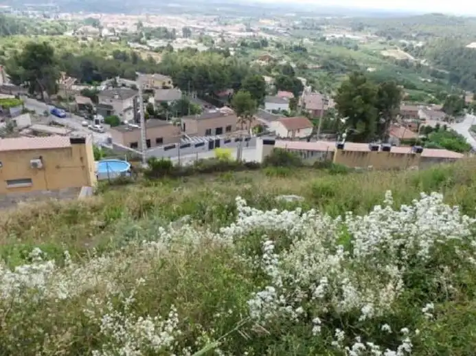 Terreno residencial en venta en Carrer Paisos Catalans, imagen 4