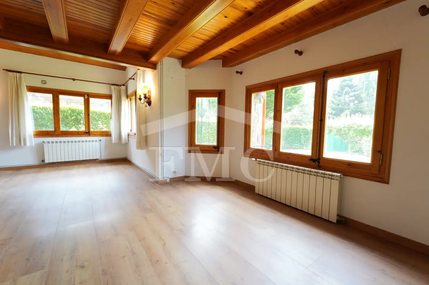 Sala de estar de Casa o chalet en venta en Llívia con Calefacción, Jardín privado y Parquet