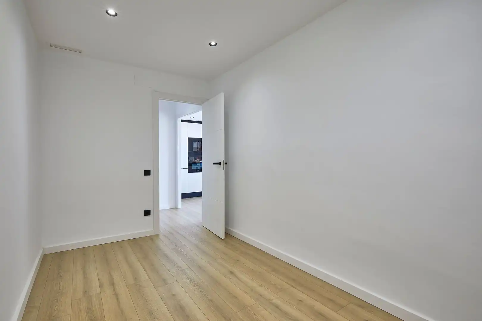 Wohnung zum Verkauf in Malgrat de Mar mit Klimaanlage, Heizung und Parkett