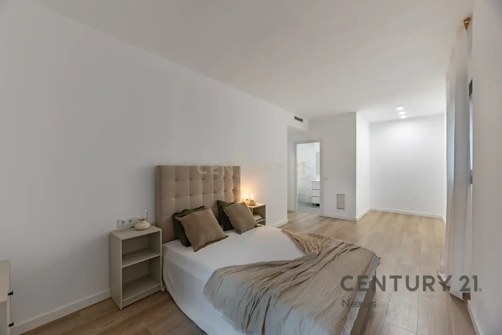 Habitación de Planta baja en venta en Terrassa con Aire acondicionado y Alarma