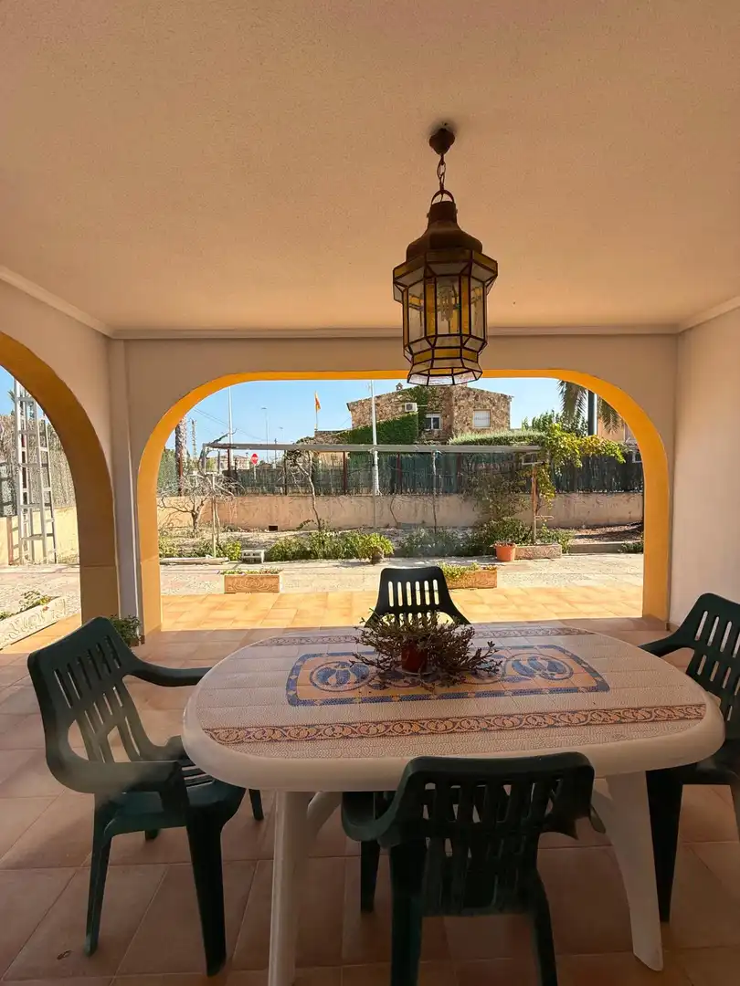 Terraza de Casa o chalet de alquiler en Elche / Elx con Aire acondicionado, Calefacción y Jardín privado