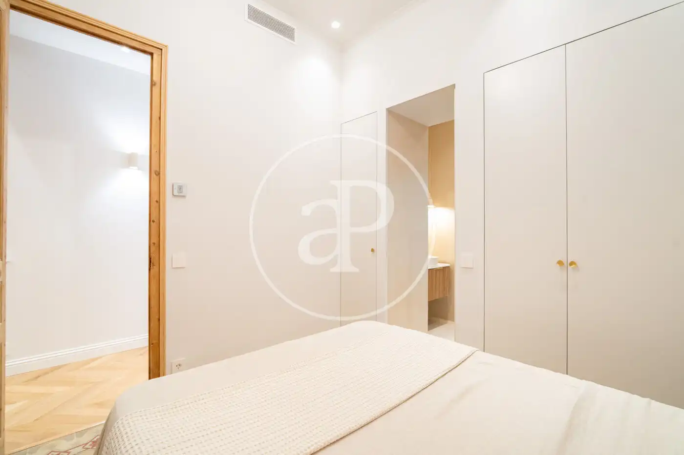Habitación de Piso en venta en Barcelona con Aire acondicionado, Calefacción y Terraza