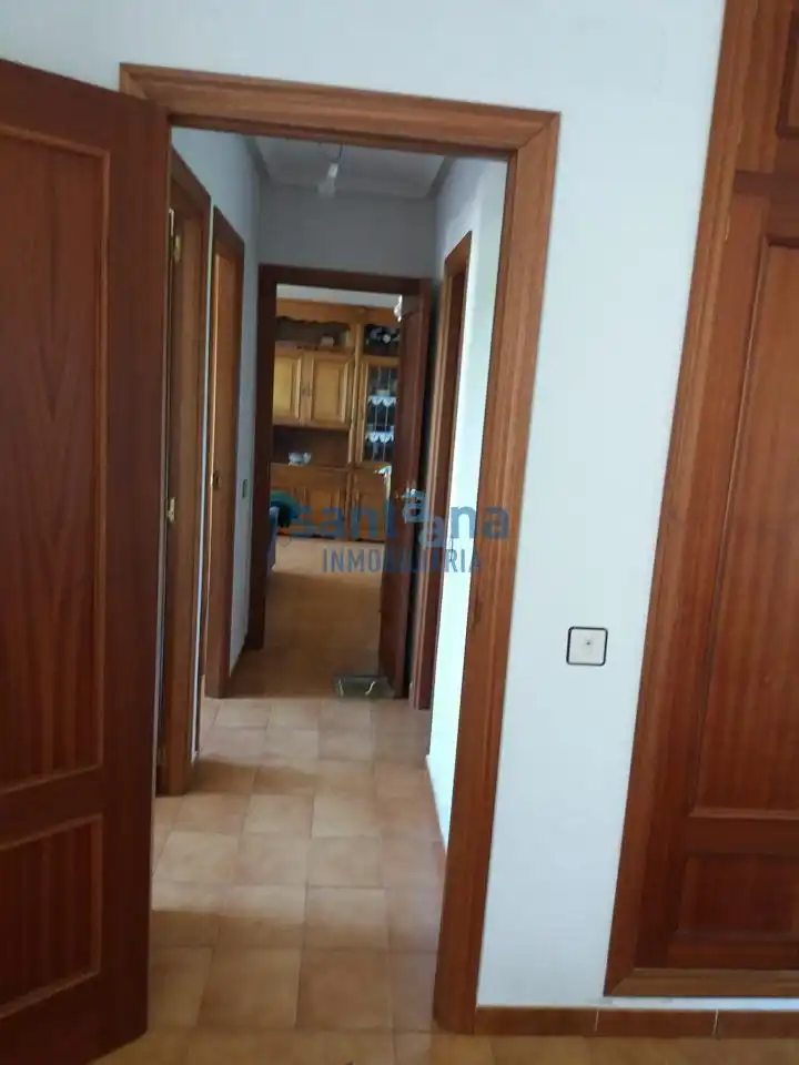 Apartamento en venta en Mansilla de las Mulas con Terraza, Trastero y Amueblado