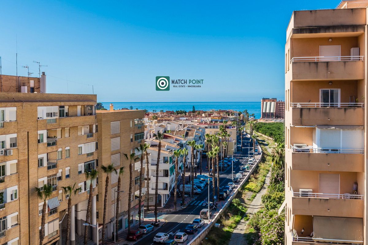 Apartamento en venta en Avenida Costa del Sol, Almuñecar Centro