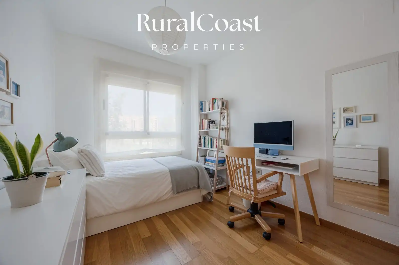 Bedroom of Flat for sale in Alicante / Alacant  with Air Conditioner, Heating and Storage room