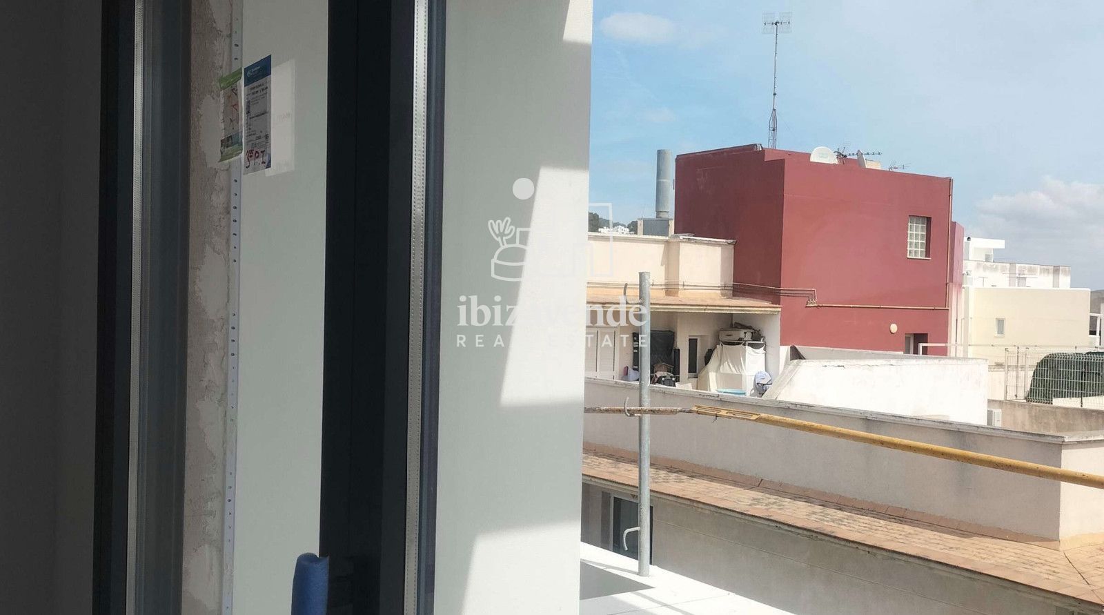 Außenansicht von Dachboden zum Verkauf in Sant Antoni de Portmany mit Klimaanlage, Terrasse und Schwimmbad