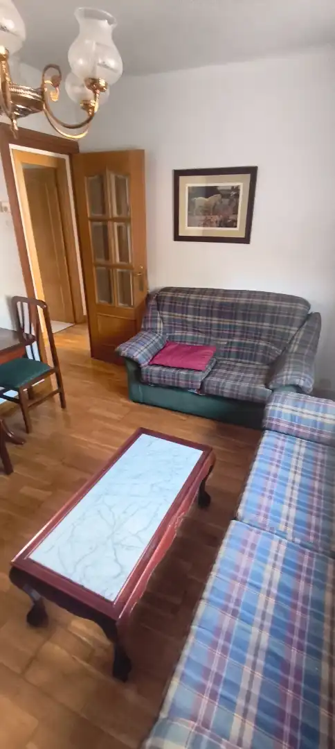 Sala d'estar de Pis en venda en Zaragoza amb Aire condicionat, Calefacció i Parquet