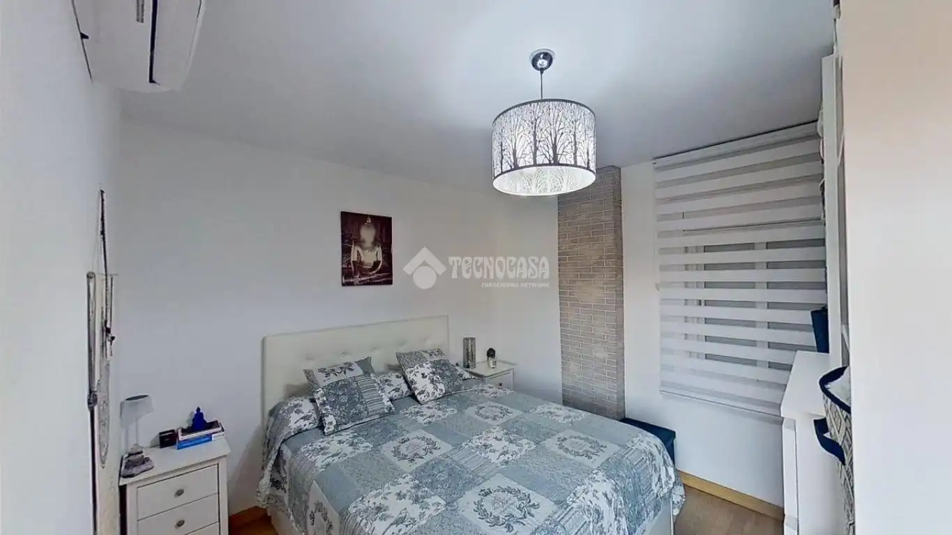Bedroom of Flat for sale in Manresa  with Terrace, Storage room and Furnished