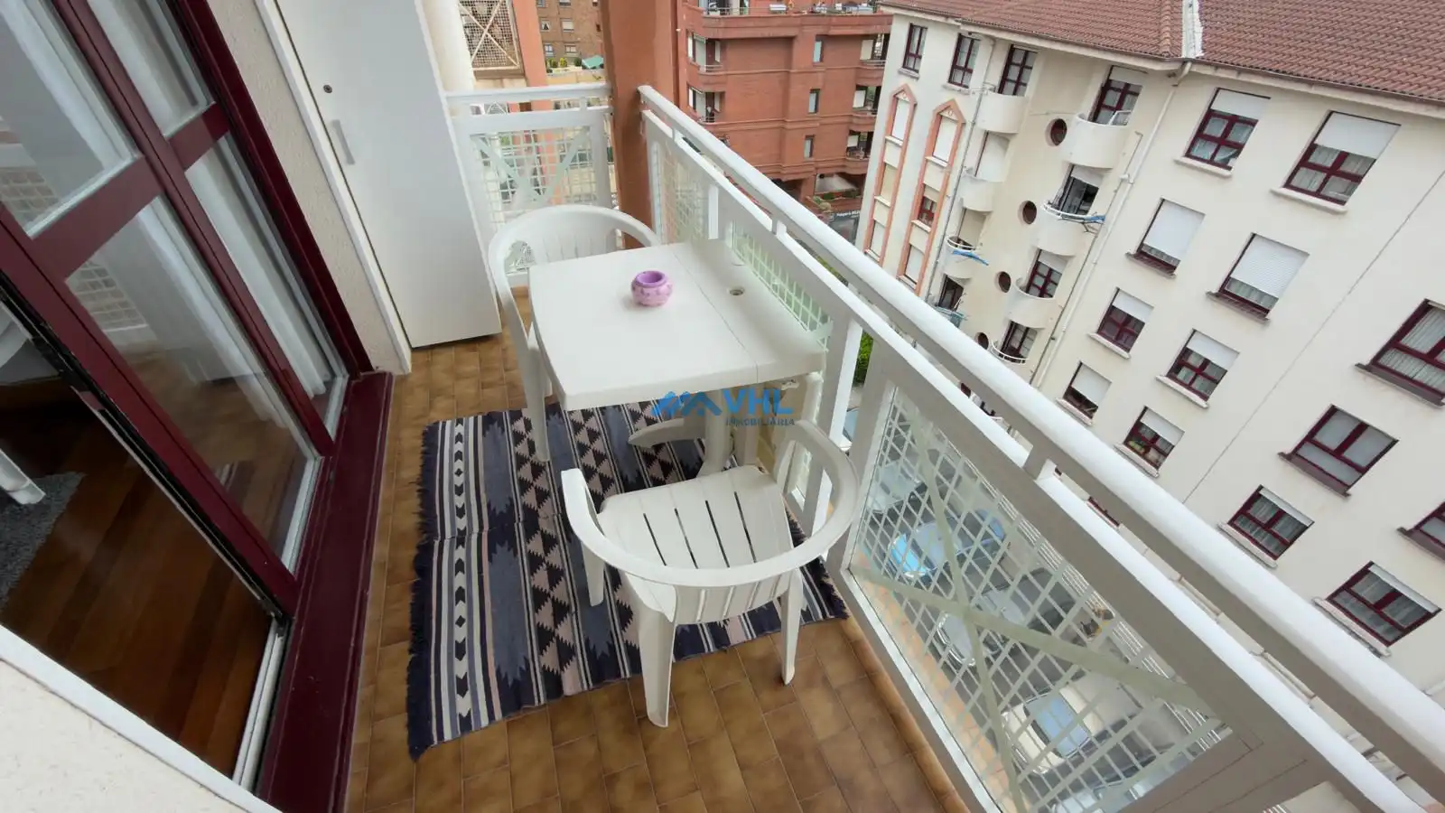 Terraza de Piso de alquiler en Castro-Urdiales con Calefacción, Terraza y Amueblado