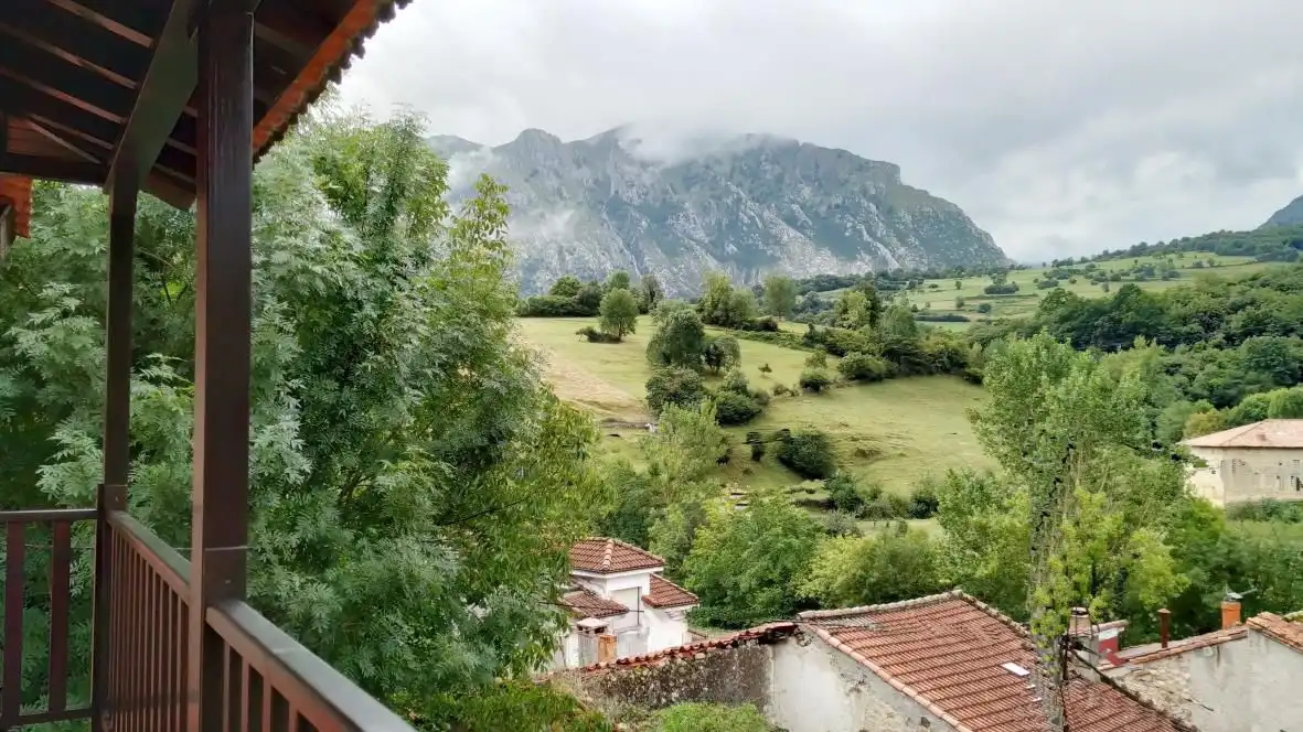 Vista exterior de Finca rústica en venta en Cabrales con Calefacción, Amueblado y Horno