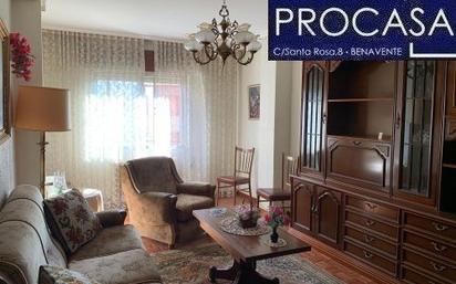 Living room of Flat for sale in Benavente  with Storage room