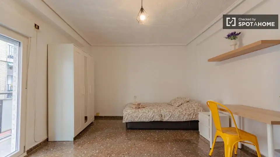 Room in Centro
