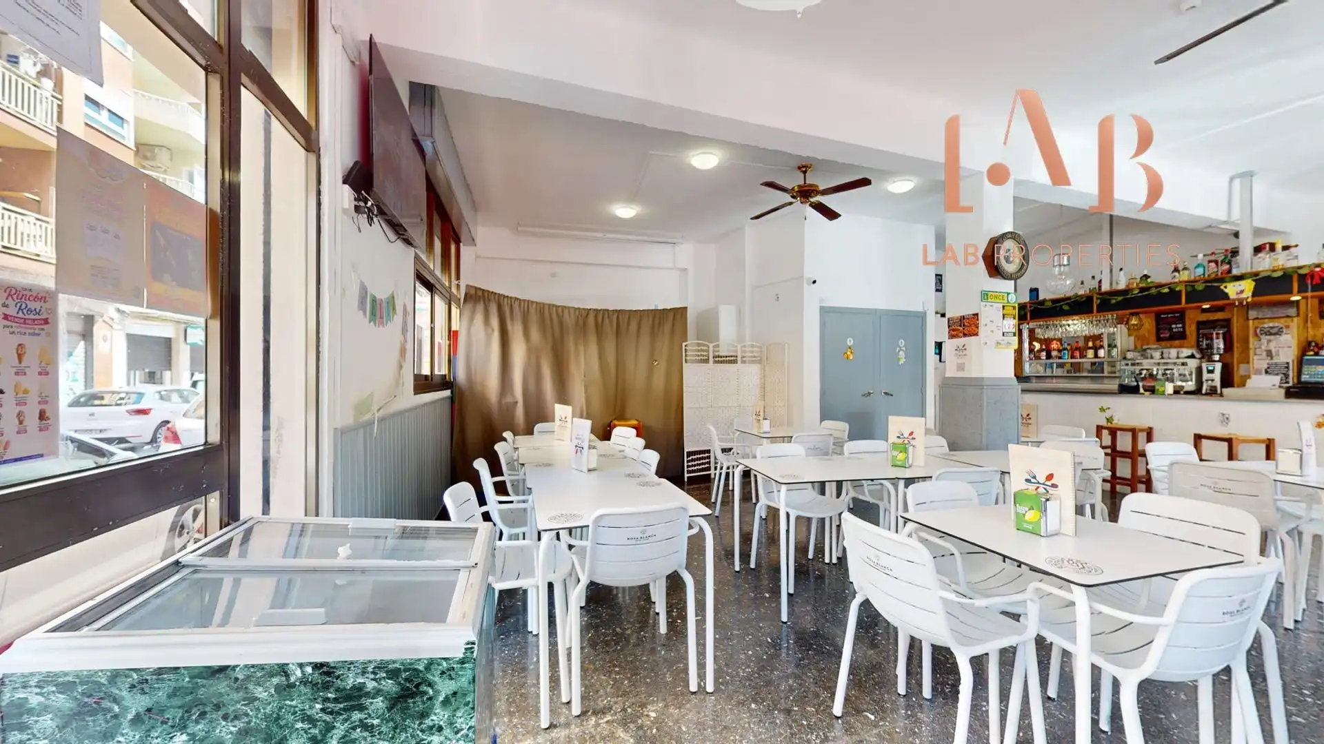 Commercial properties for rent in  Palma de Mallorca  with Air Conditioner and Furnished