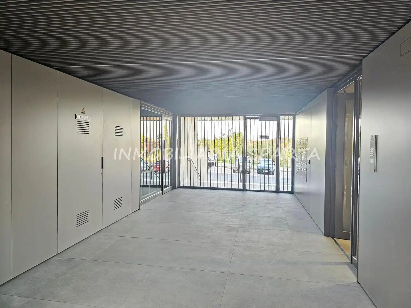 Flat for rent in Tomares  with Air Conditioner, Heating and Terrace