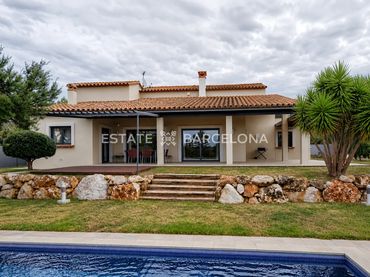 Casa con piscina in vendita a Calle Mig