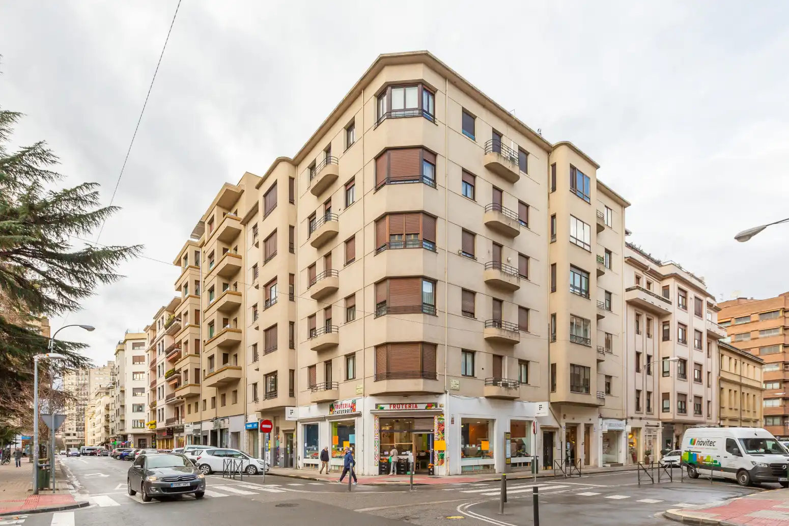 Local comercial en traspaso en Pamplona-Iruña - CALLE FRANCISCO BERGAMIN 6, imagen 3