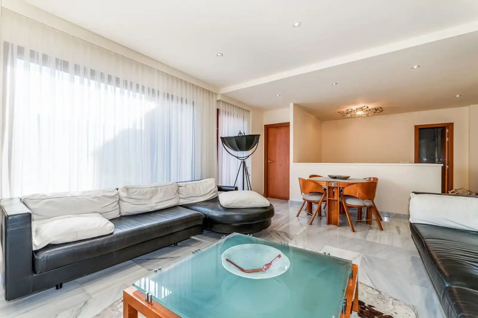 Villa con terrazza in vendita a Los Flamingos, imagen 3