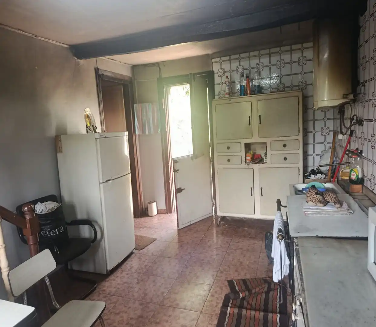 Cuina de Finca rústica en venda en Pravia amb Jardí privat, Moblat i Forn