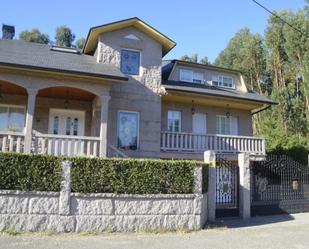 Exterior view of Country house for sale in Pontevedra Capital   with Heating, Private garden and Terrace