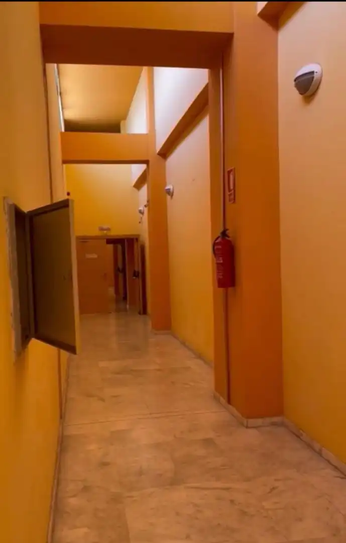 Locale commerciale in affitto a Calle Irlanda 13, imagen 7
