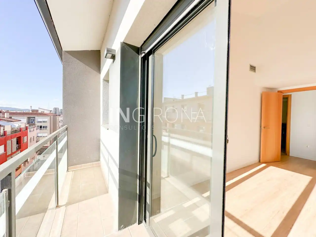 Terrassa de Pis en venda en Girona amb Aire condicionat, Calefacció i Parquet
